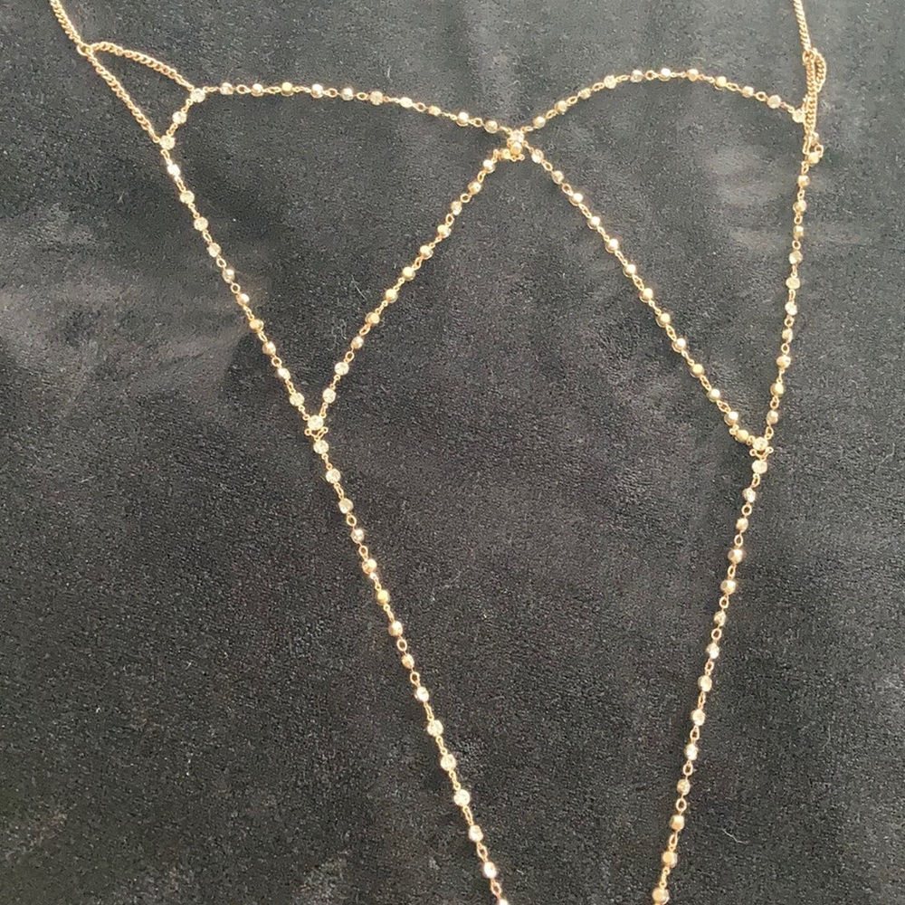 Body necklace